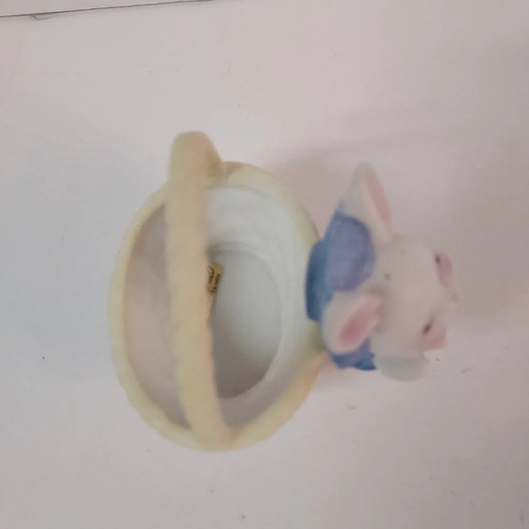 Vintage 1982 Enesco Bunny With Easter Basket Porcelain Bisque Figurine - Picture 8 of 10